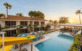Arkbar Beach Club